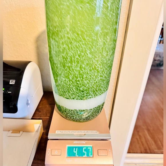 12” Tall Vintage Vibrant Green & White Bubble Glass Vase Minimalist Maximalist - Picture 16 of 16